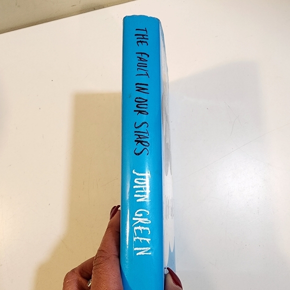 The Fault In Our Stars by John Green Book - Picture 7 of 7